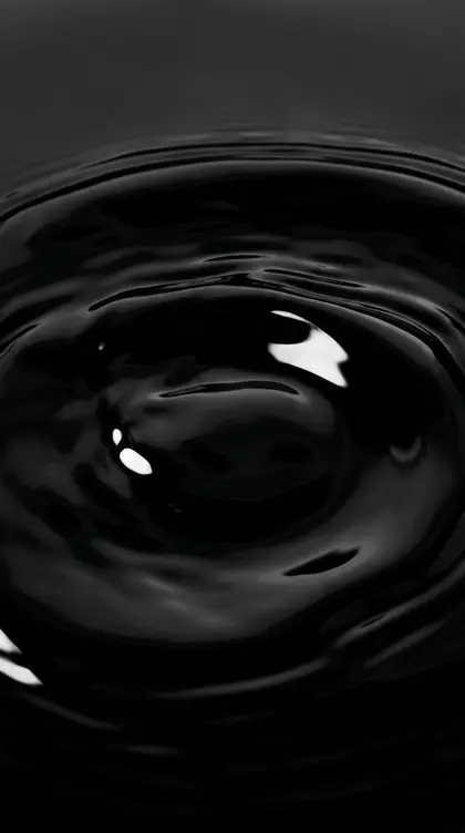 Dark Liquid Surface 202604200901